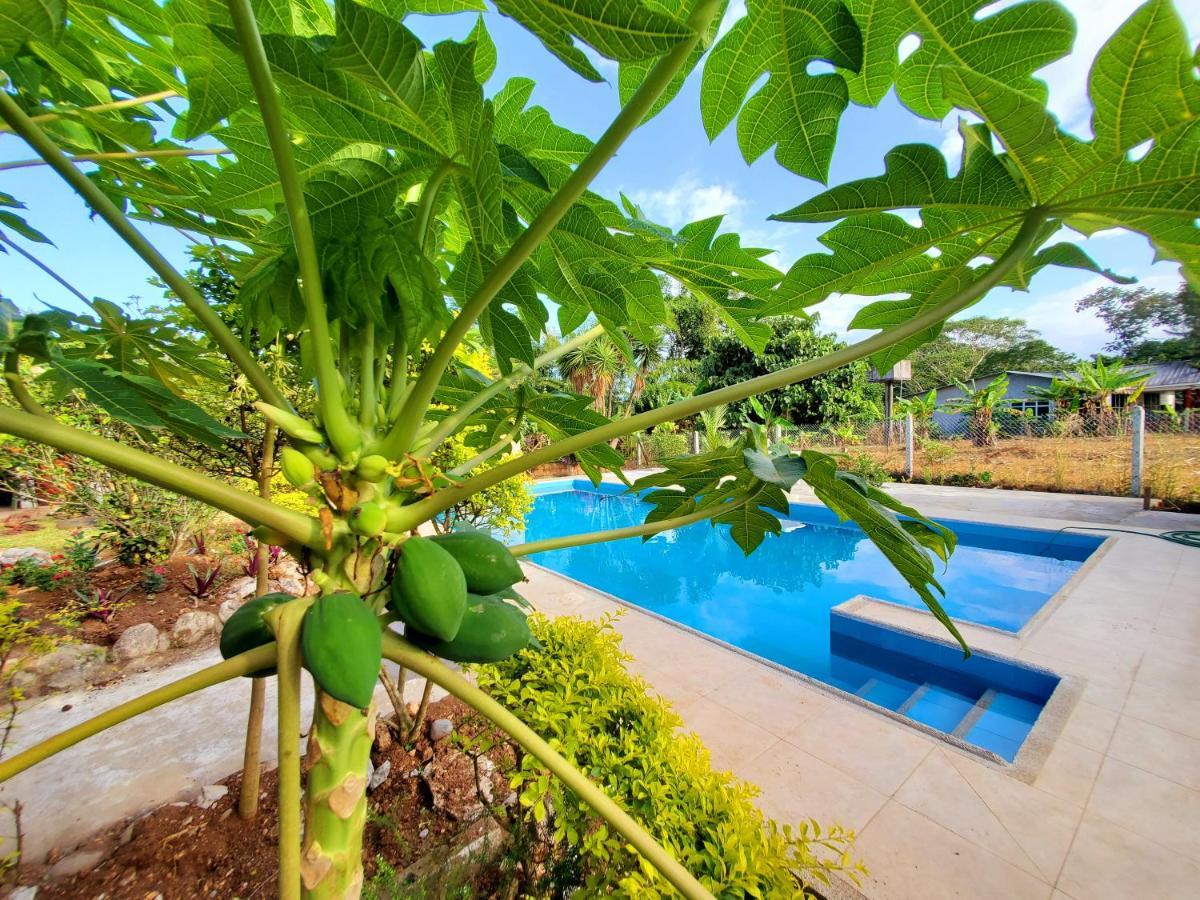 Casa Blanca Hortencia Sucua Buitenkant foto
